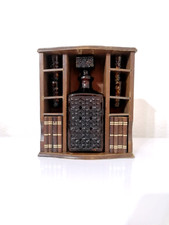 Conjunto de mini bar vintage de madeira com decantador de vidro âmbar em relevo e 4 copos de shot comprar usado  Enviando para Brazil