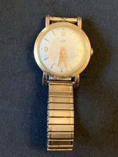 Ancienne montre mécanique d'occasion Ancienne montre mécanique d'occasion  Pont-de-l'Arche