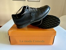 Scarpe sneaker stringata usato  Due Carrare