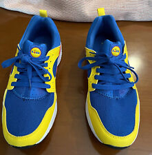 Coppia scarpe sneakers usato  Motta di Livenza
