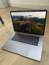 Macbook pro 2020 d'occasion  Château-Gontier