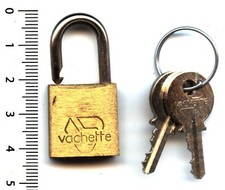 Vintage petit cadenas d'occasion Vintage petit cadenas d'occasion  Basse-Goulaine