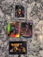 Lote de 4 tarjetas Kobe Bryant holográficas doradas y otras surtidas segunda mano  Embacar hacia Mexico