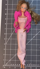 1979 BEAUTY SECRETS boneca Barbie Mattel #1290 peças de roupa originais, usado comprar usado 1979 BEAUTY SECRETS boneca Barbie Mattel #1290 peças de roupa originais, usado comprar usado  Enviando para Brazil