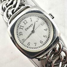 Relógio feminino DKNY tom prata, pulseira corrente 7,5”, nova bateria, usado comprar usado  Enviando para Brazil