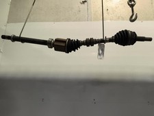 Cardan droit nissan d'occasion  L'Horme