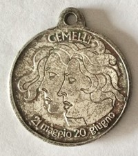 Gemelli segno zodiacale usato  Italia