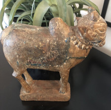 Usado, Escultura em madeira Nandi touro vaca pátina Índia arte asiática antiga comprar usado  Enviando para Brazil