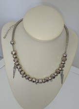 Collana girocollo rigida usato Collana girocollo rigida usato  Castelvetrano