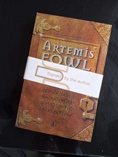 Artemis Fowl hand signed 1st edition paperback. 50% off £17.50  na sprzedaż  Wysyłka do Poland