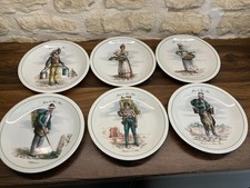 Lot assiettes illustrées d'occasion  Sainte-Soulle