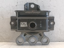 A10834 supporto motore usato A10834 supporto motore usato  Roma