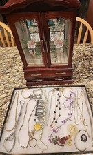jewelry box jewelry for sale  East Liberty