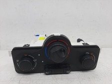 2012 renault clio for sale 2012 renault clio for sale  POOLE