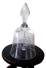 Daum clochette table d'occasion Daum clochette table d'occasion  Montreuil-Bellay