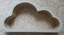 Prateleira de parede decorativa em forma de nuvem 19" x 10" x 4" MDF, clipes de montagem na parte de trás comprar usado  Enviando para Brazil