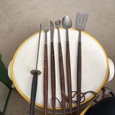 Conjunto de 5 ferramentas de churrasco vintage Enesco mais espeto sem marca com mais de 12” alças, usado comprar usado  Enviando para Brazil