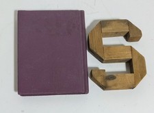 Wooden Book And Wooden S, usado comprar usado  Enviando para Brazil
