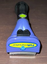 Pente desedding subpêlo Furminator para cachorro pequeno e cabelo curto - P-92915 comprar usado Pente desedding subpêlo Furminator para cachorro pequeno e cabelo curto - P-92915 comprar usado  Enviando para Brazil