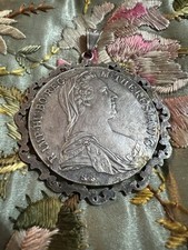 Magnifique pendentif marie d'occasion  L'Arbresle