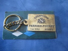 Porte cle champagne d'occasion  Pommeuse