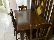 Tavolo legno massello usato  Casapesenna