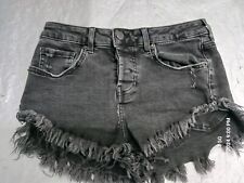Forever 21 Button Fly daisy dukes cortados tamanho 28W 9" cintura, usado comprar usado  Enviando para Brazil