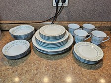 piece set dish 28 for sale  Malaga