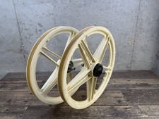 Red Stene Bmx 20" Magazyny Vintage Old School 3/8" Osie Wolnobieg Metalowy kołnierz, używany na sprzedaż Red Stene Bmx 20" Magazyny Vintage Old School 3/8" Osie Wolnobieg Metalowy kołnierz, używany na sprzedaż  Wysyłka do Poland