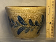 Planter art pottery for sale  Schiller Park
