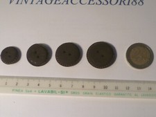 Bottone pelle scamosciata usato  Como