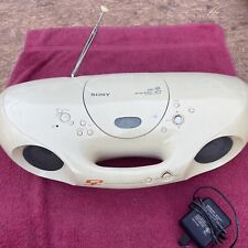 Usado, Rádio portátil Sony ZS-XN30 AM/FM player de CD MP3 boombox com cabo de alimentação comprar usado  Enviando para Brazil