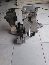 Piastra supporto alternatore usato  Verdellino