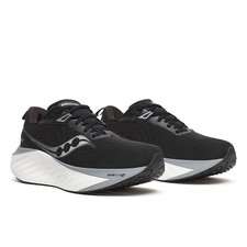 Saucony triumph scarpe usato  Vignola