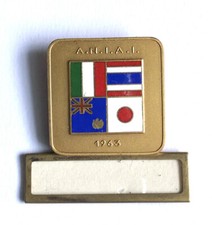 Spilla granero badge usato  Aprilia