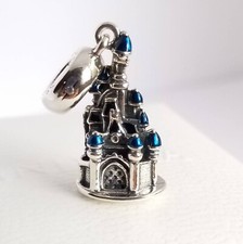 Authentic pandora sleeping d'occasion  Expédié en Belgium