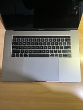 Macbook pro 2017 usato  Genova
