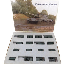 16x militär panzer gebraucht kaufen 16x militär panzer gebraucht kaufen  Schrobenhausen