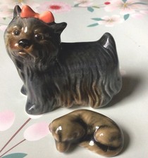 Estatueta vintage Gobel Shih Tzu Yorkie cachorro + filhote pintada à mão arco porcelana comprar usado  Enviando para Brazil