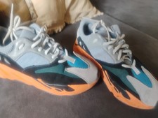 Yeezys for sale  Delphi