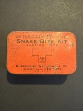 Vintage 1950’s Tablóide Primeiros Socorros Kit de Mordida de Cobra Estanho Burroughs Wellcome Medical comprar usado  Enviando para Brazil