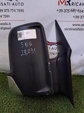 Specchietto retrovisore destro usato  Italia