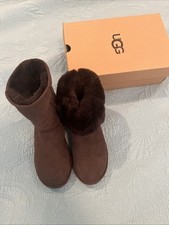 Uggs women classic for sale  Ponte Vedra Beach