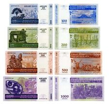Madagascar lotto banconote usato  Vilminore di Scalve