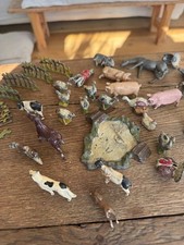 Lot personnages animaux d'occasion  Le Palais