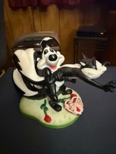Looney tunes statue for sale  Sacramento