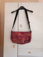 borsa tracolla eastpak usato borsa tracolla eastpak usato Caserta