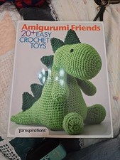 Amigurumi Friends: 20+ Easy Crochet Toys comprar usado  Enviando para Brazil