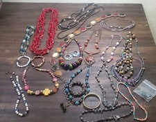 Mixed jewelry lot for sale  Tow