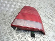 Volkswagen Bora 2001 Hinten rechts Rückleuchte Heckleuchte UST120762 comprar usado  Enviando para Brazil
